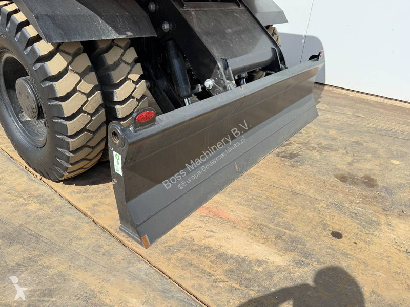 جرافة Caterpillar GC - BRAND NEW / UNUSED /...