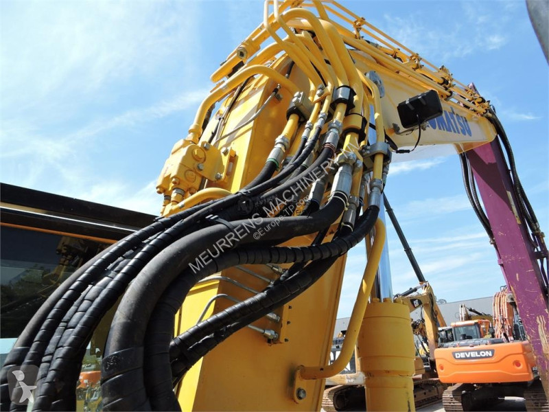 Rýpadlo Komatsu PC138