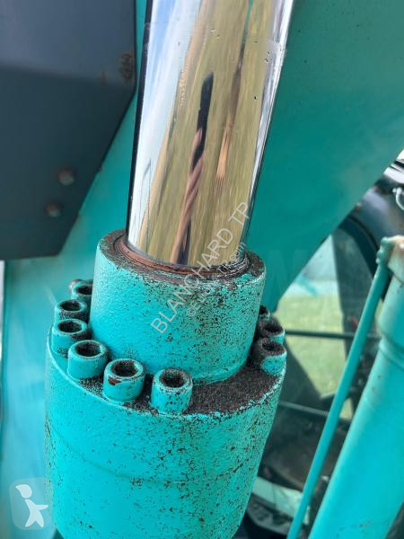 جرافة Kobelco SK230SRLC-3