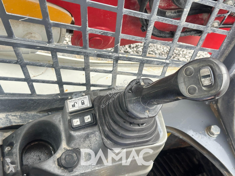 Lopatový nakládač Takeuchi TL6R