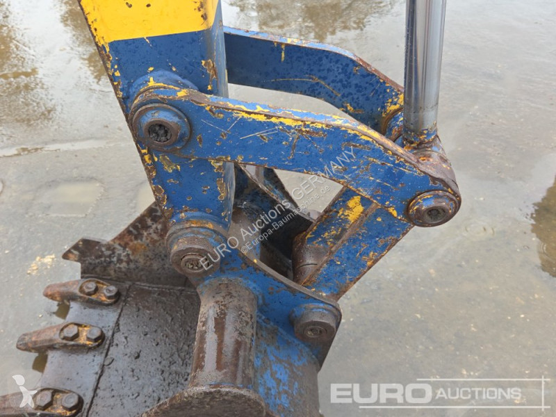 Excavator Komatsu PC10-6