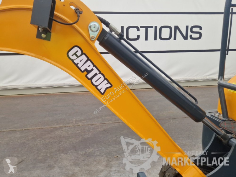 Екскаватор Captok CK20