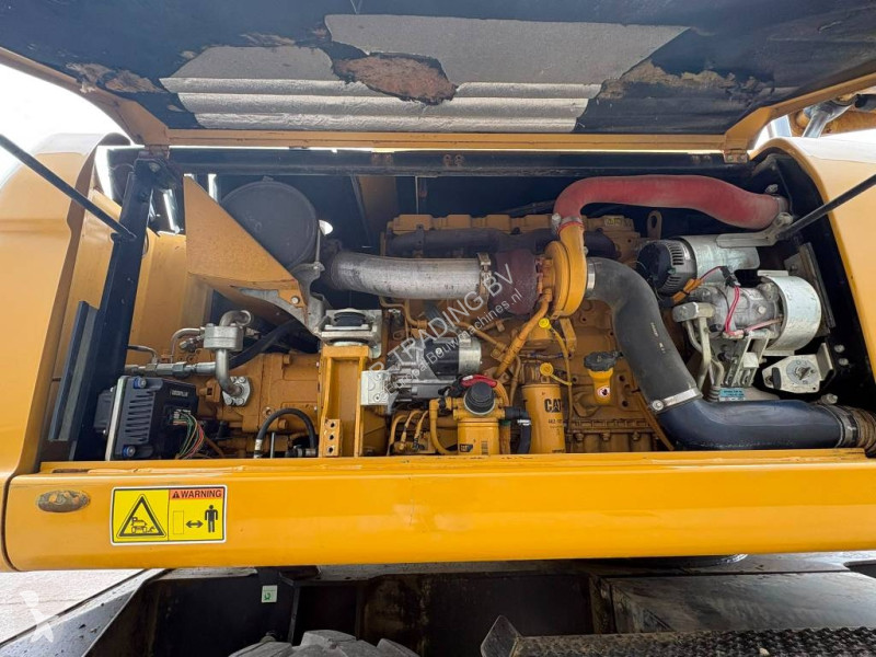 جرافة Caterpillar D (3 Buckets)