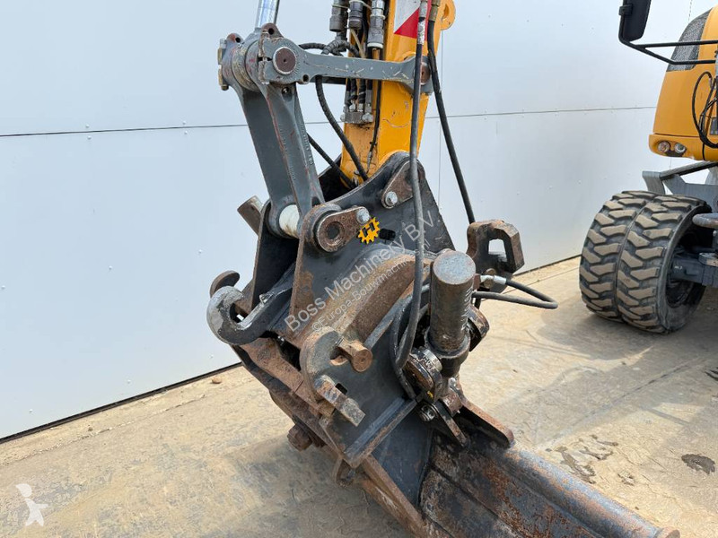 Rýpadlo Liebherr - Blade / Auto Greasing /...