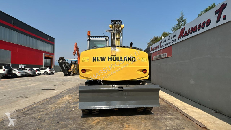 جرافة New Holland WE170C