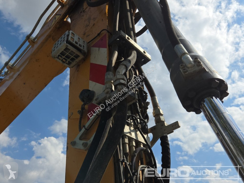 جرافة Liebherr A918
