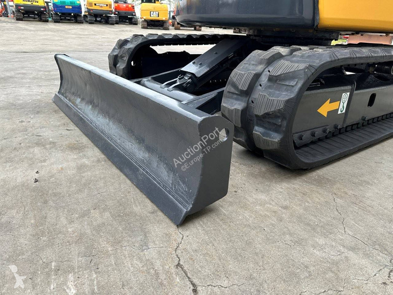 Rýpadlo Komatsu MR-2
