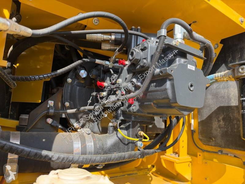 Excavator Komatsu PC360LC-11E0