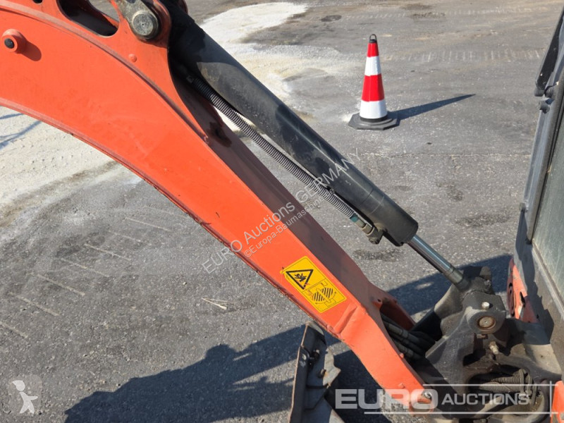 جرافة Kubota