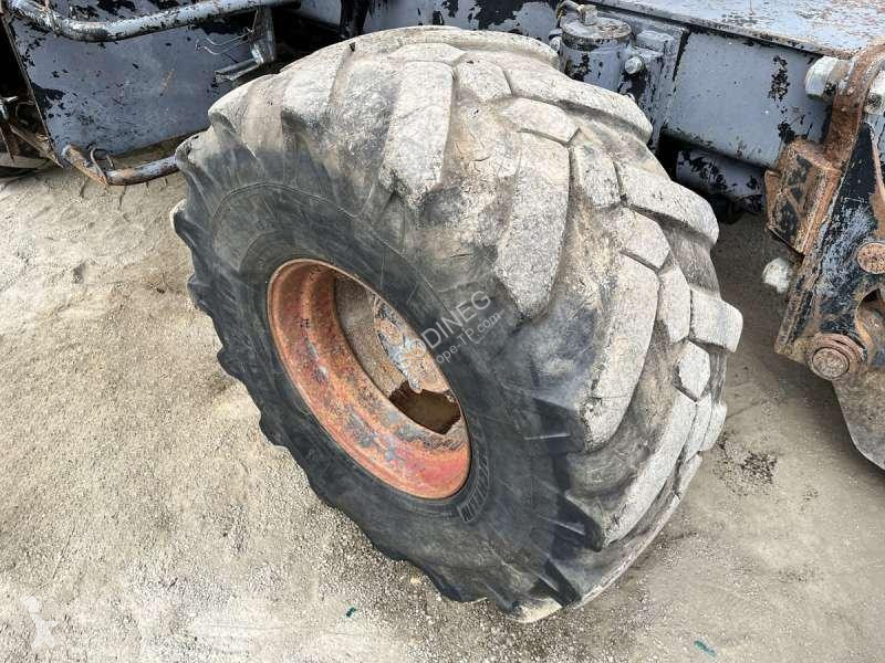 Lopatový nakládač Fiat-Hitachi  150W3