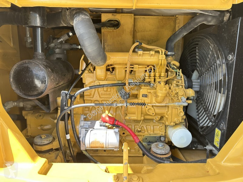 Rýpadlo Caterpillar 5E2