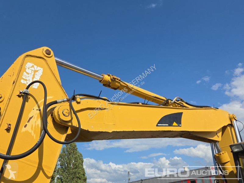 جرافة Caterpillar
