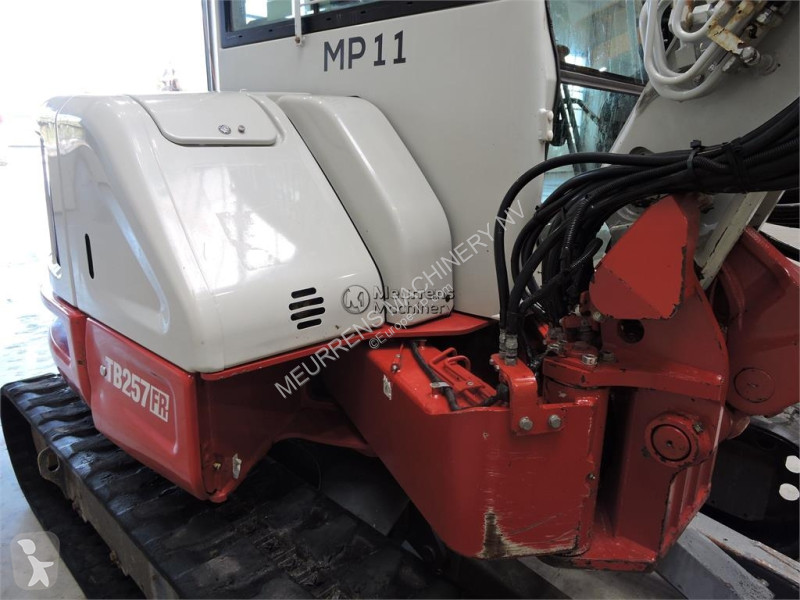 جرافة Takeuchi TB257FR Powertilt