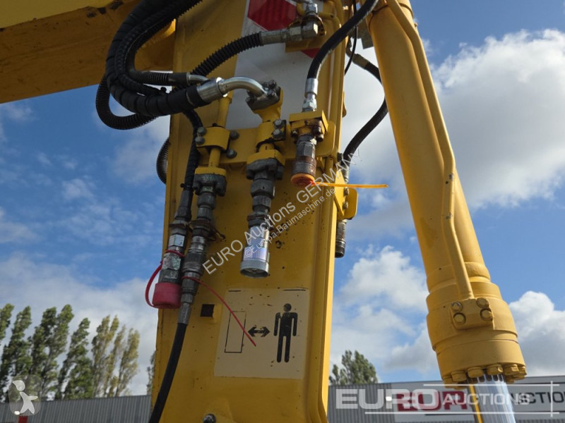 Багер Komatsu