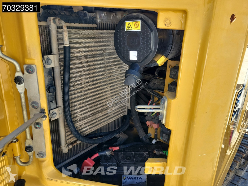 Lopatový nakládač Caterpillar CR
