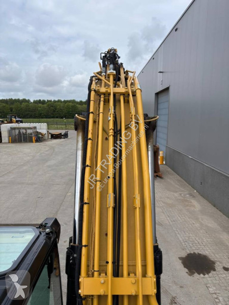 Escavatore Caterpillar 320