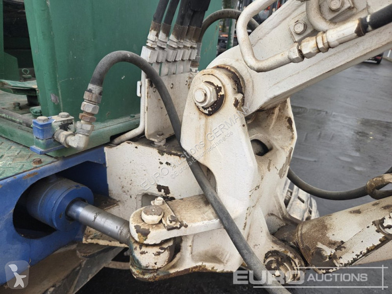 Excavator Yanmar YB351