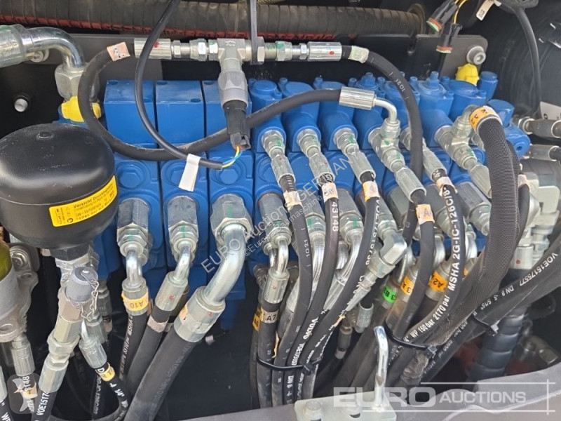 Багер Volvo ECR50F