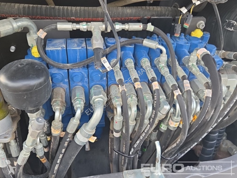 Багер Volvo ECR50F