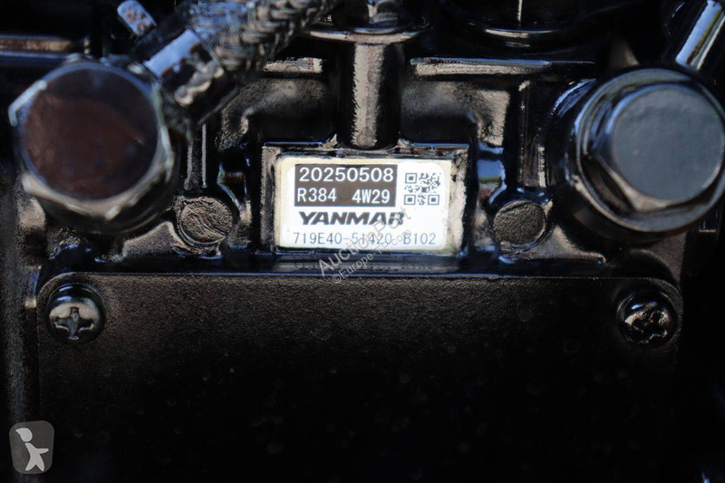 Экскаватор  F22