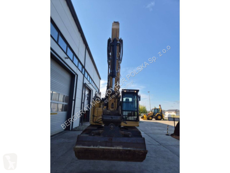 Lopatový nakládač Caterpillar 325FLCR
