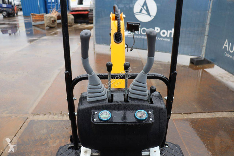 Excavadora JPC HT12