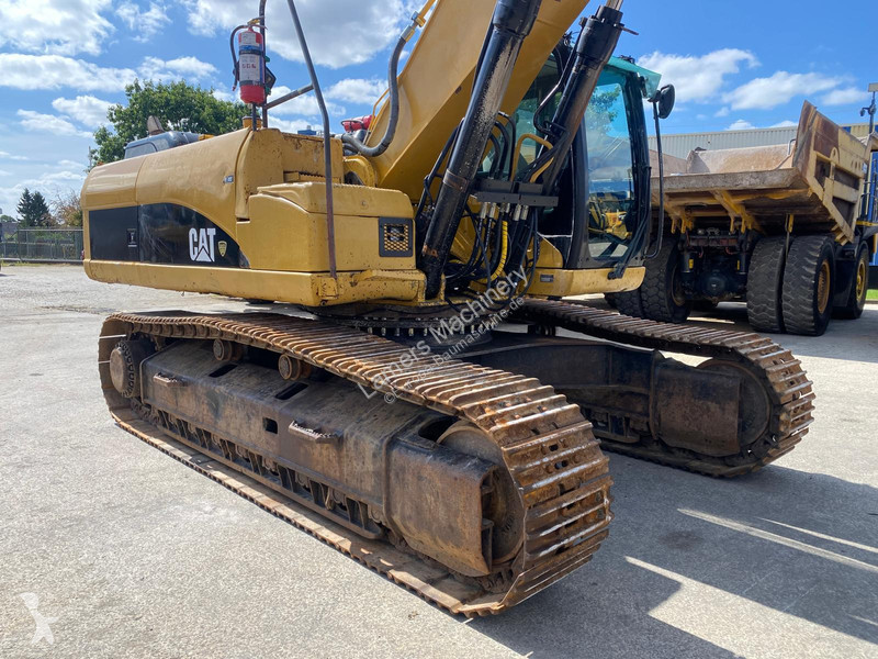 Excavadora Caterpillar