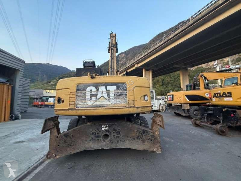 Skovel Caterpillar DMH