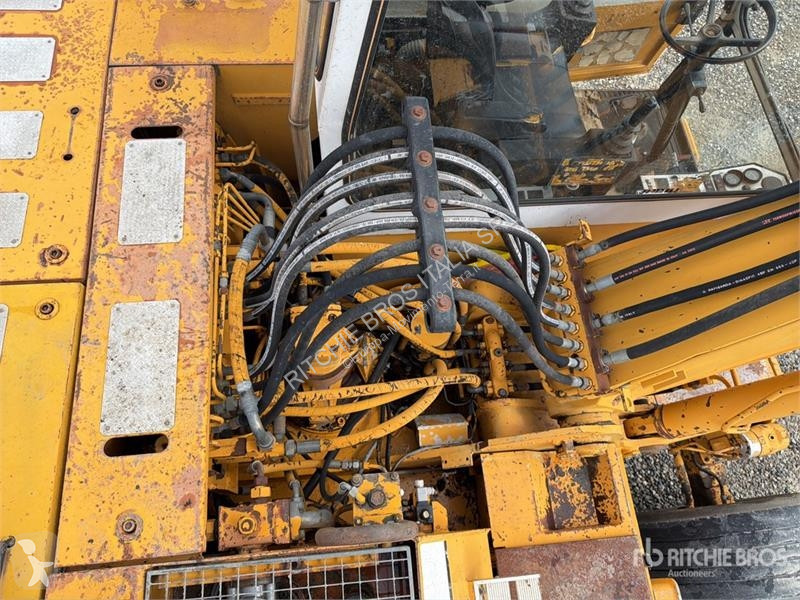 Екскаватор Liebherr