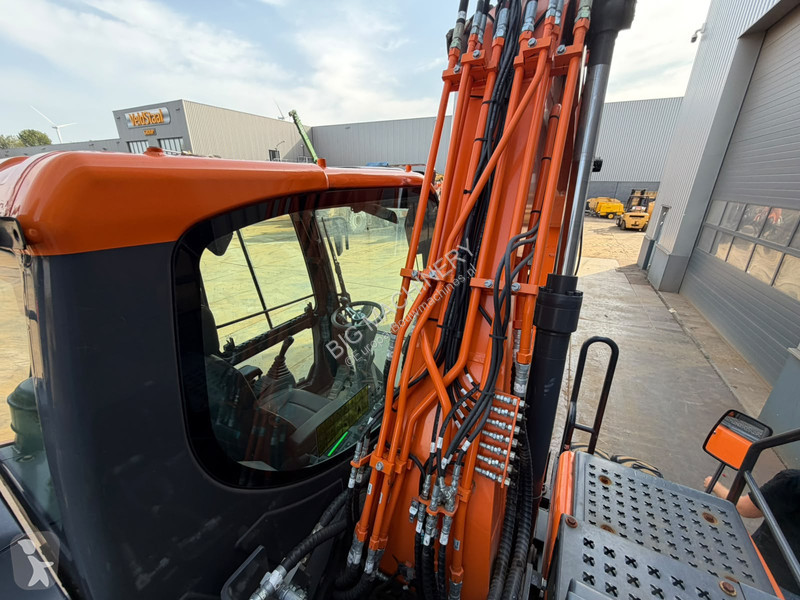Graafmachine Develon DX160W-7
