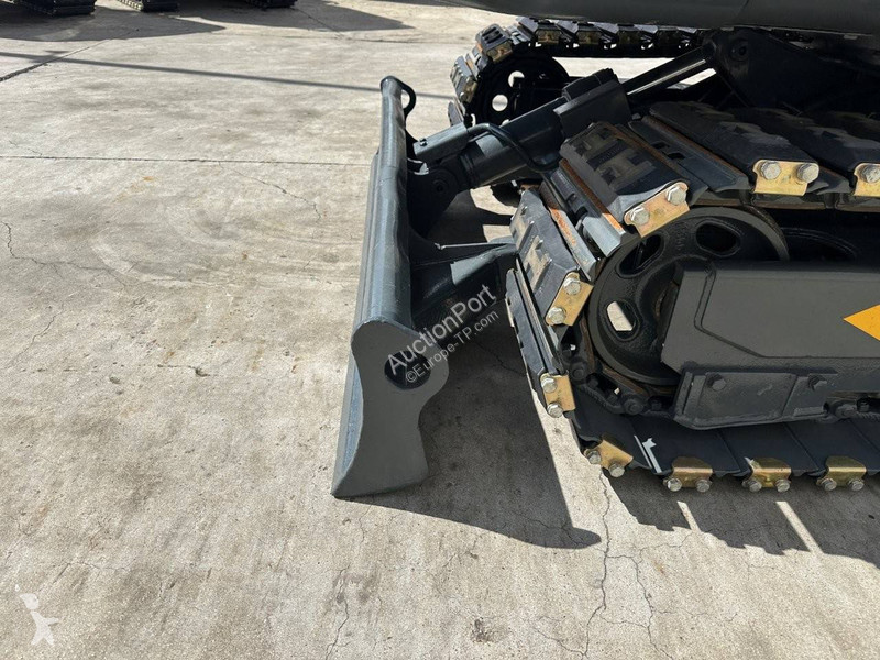 Экскаватор Volvo D