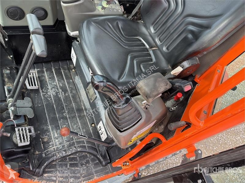 Escavadora Yanmar ViO33U Mini Excavator
