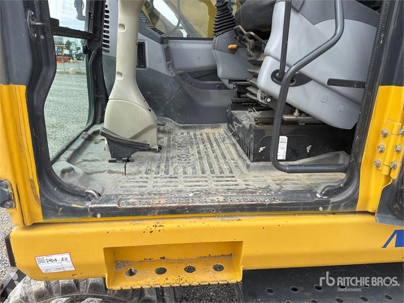 Escavadora Komatsu Wheel Excavator