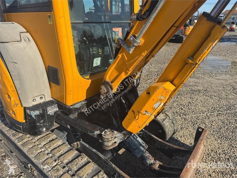 Escavadora Yanmar ViO33UCR Mini Excavator