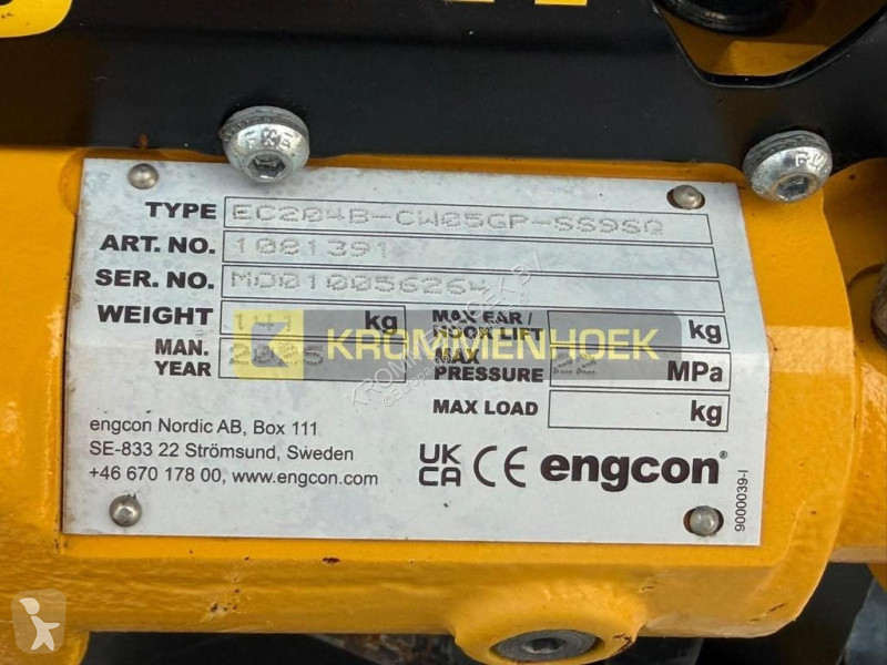 جرافة JCB 36C-1 Engcon Tilt Rotator