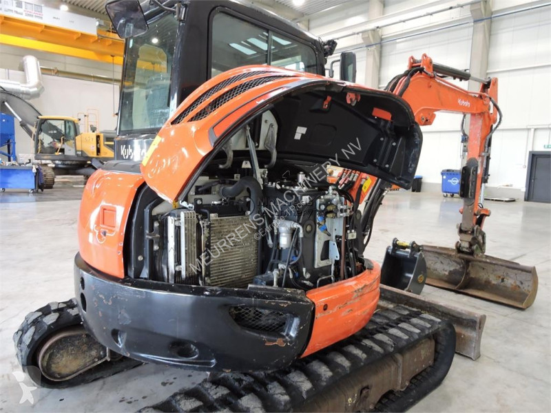 جرافة Kubota U48-4