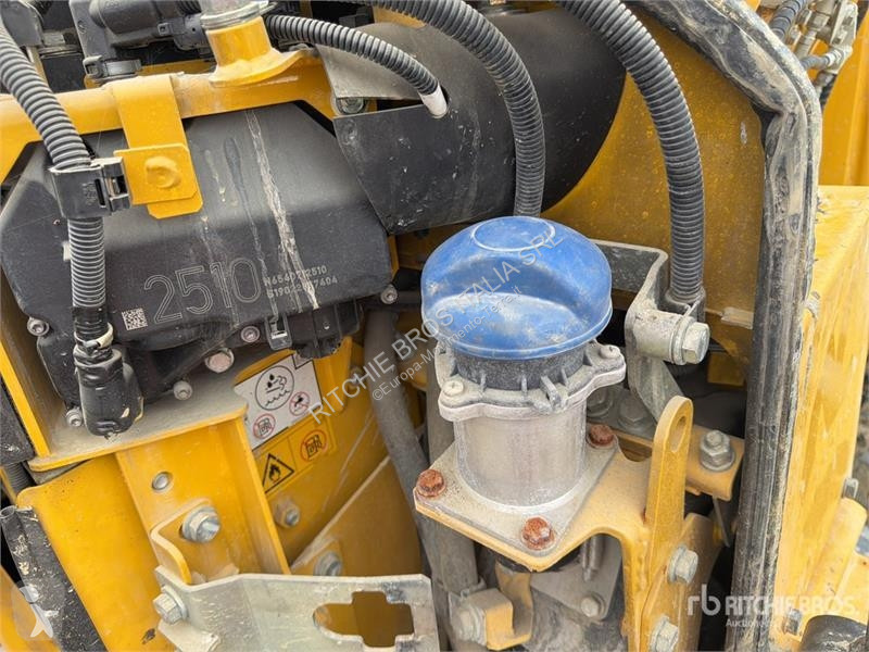 جرافة Komatsu PC 138US-11 Tracked Excavator