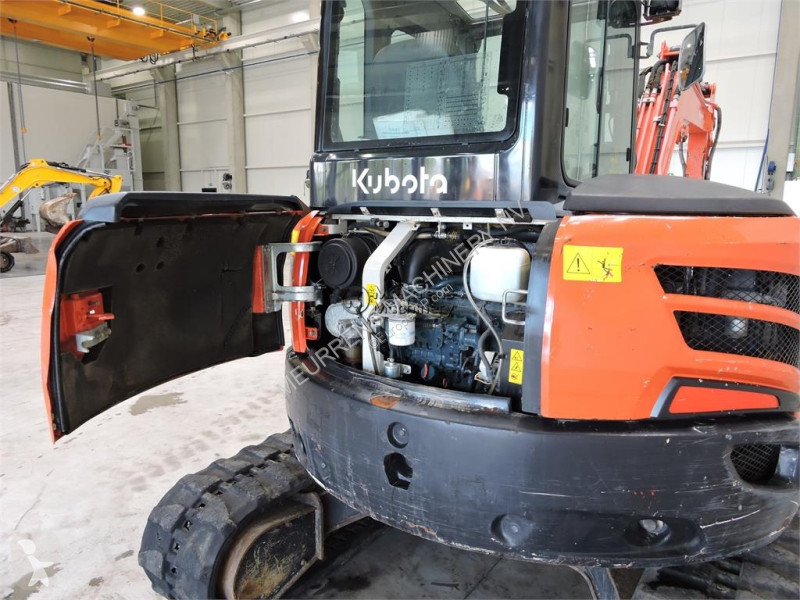 جرافة Kubota U48-4
