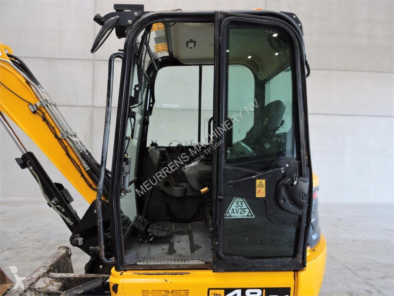 جرافة JCB