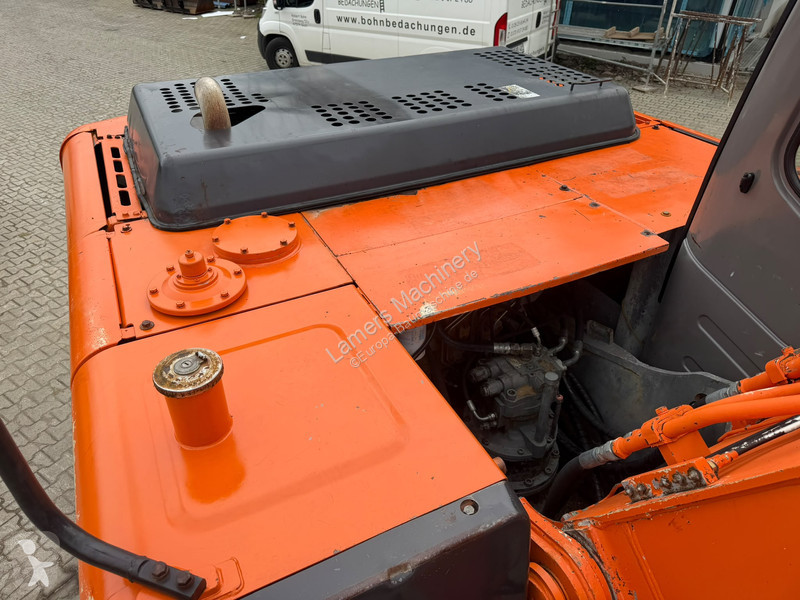 جرافة Hitachi ZX210 LC1