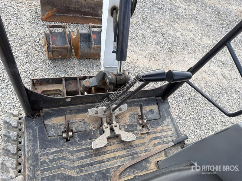 Skovel Bobcat E17 Mini Excavator