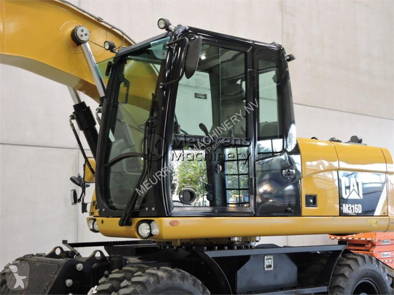 Skovel Caterpillar D