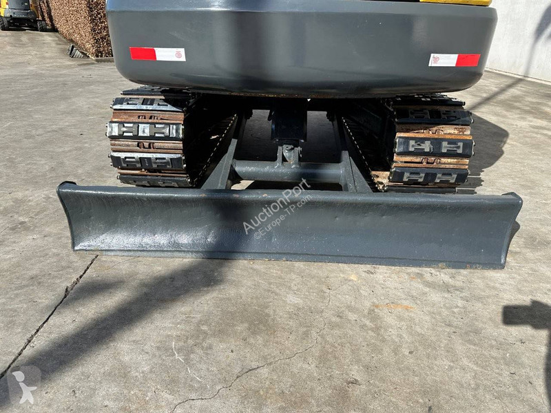 Skovel Komatsu 7