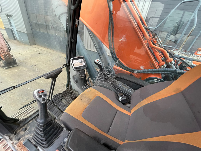 Pelle Doosan 5