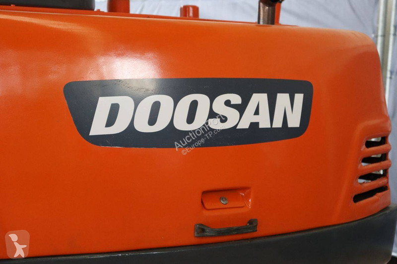 Pelle Doosan DH55