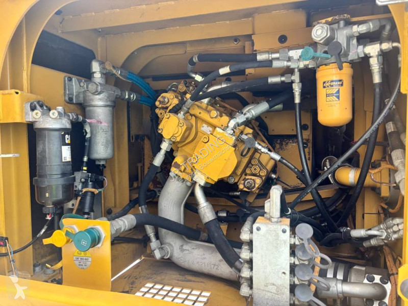 Pelle Caterpillar 330 F L N OQ 80