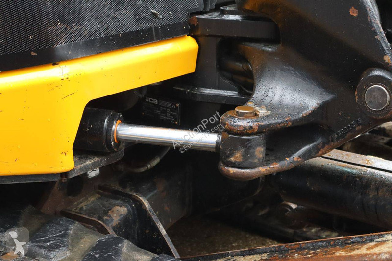 Pelle JCB Z1