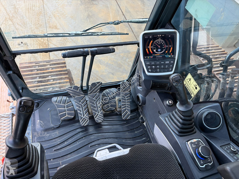 Pelle Hyundai HX380L