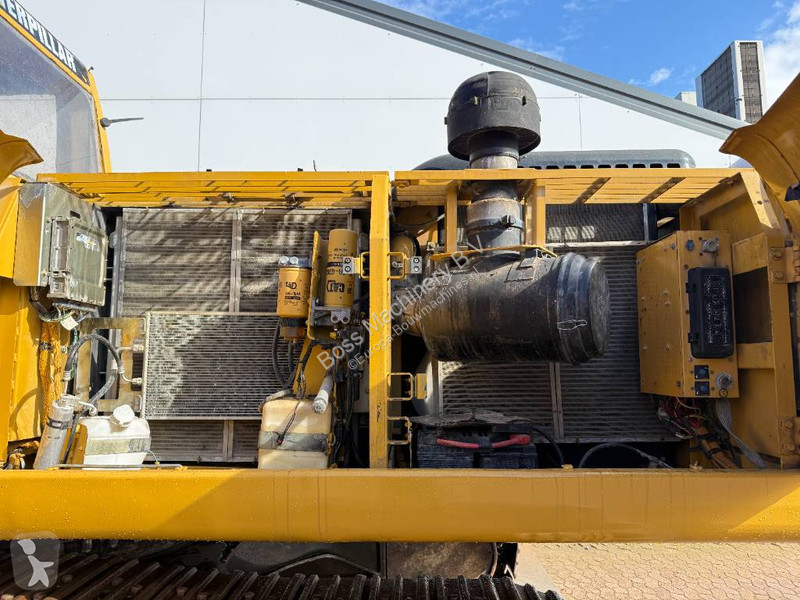 Багер Caterpillar - Good overall condition!