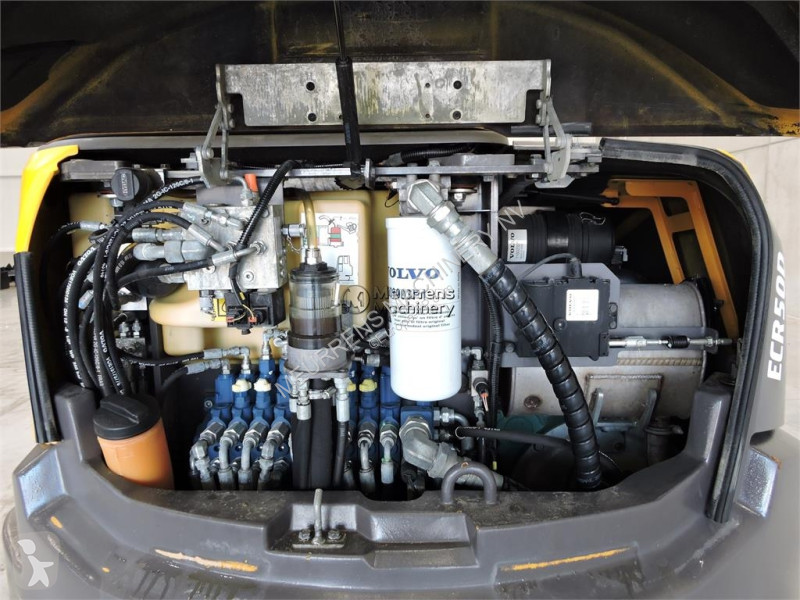Багер Volvo ECR50 D